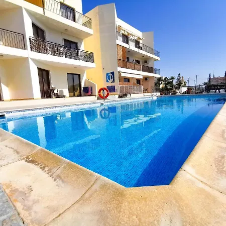 Sunny Pool Voroklini